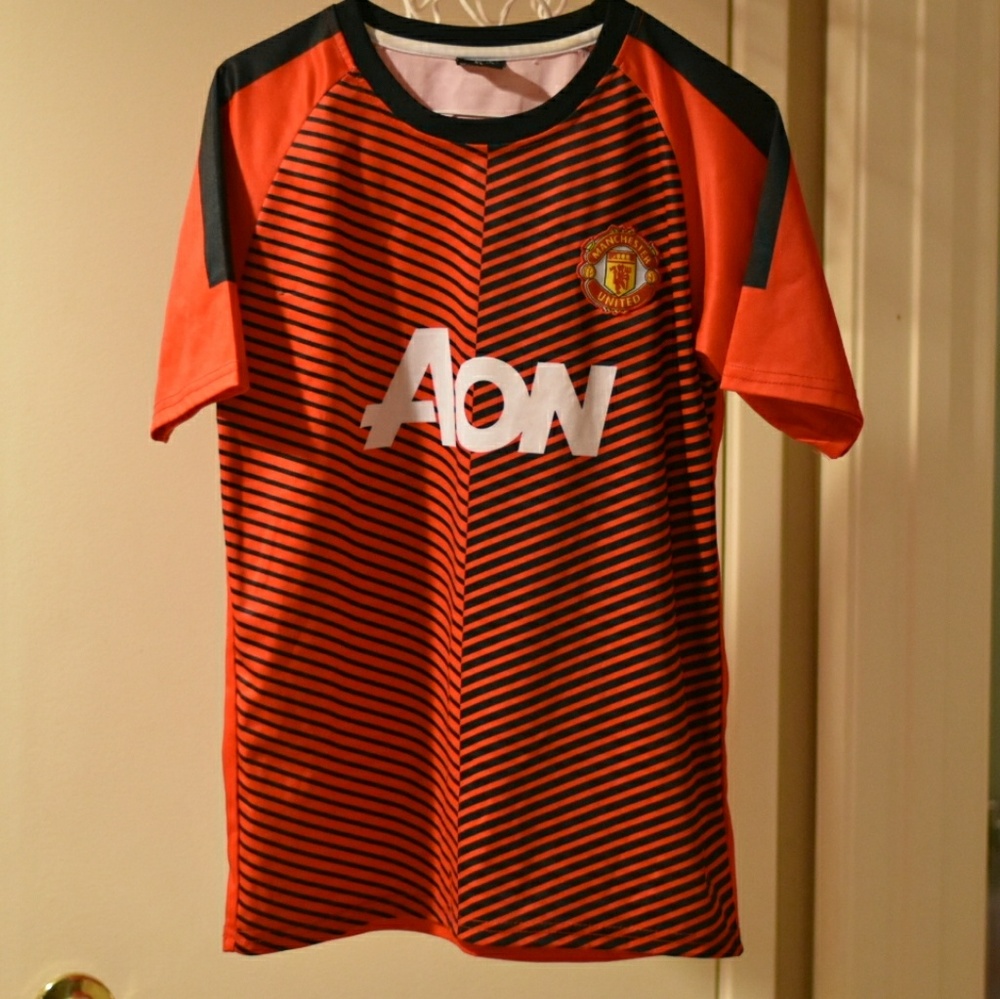Manchester United Shirt #8 MATA